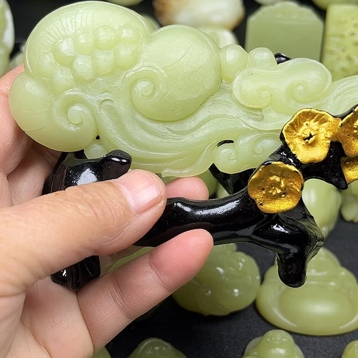 和田玉（糖玉）未镶嵌颈饰