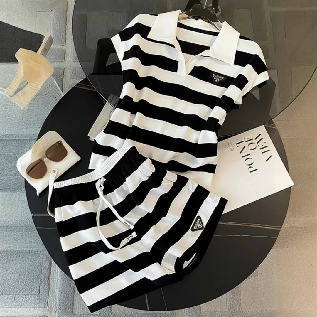 夏日穿搭一整套条纹休闲套装女洋气减龄小个子短袖上衣短裤两件套
