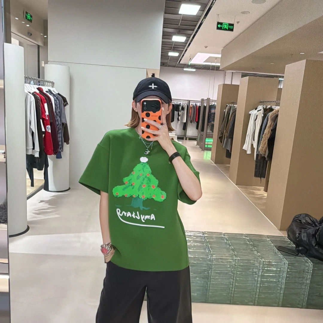 AMYLIANG｜【雪顶圣诞】新品小众艺术手绘圣诞印花氛围肌理感T恤0473