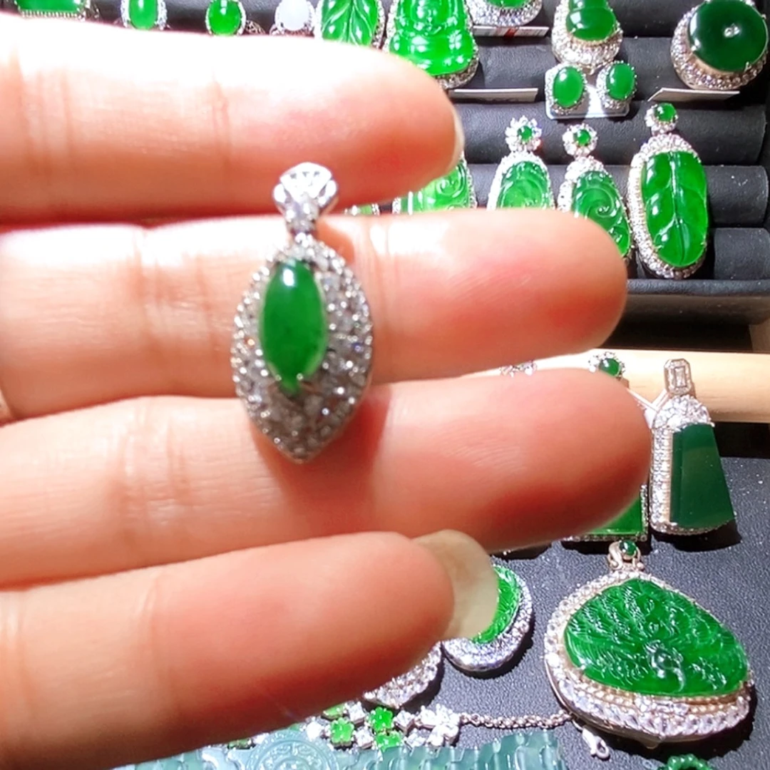 翡翠未镶嵌吊坠(不含链)A货翡翠10