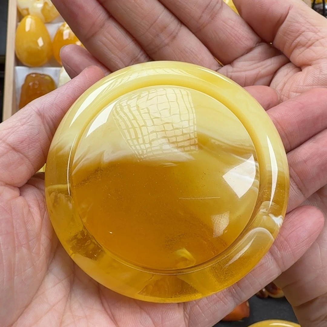 榴***恋蜜蜡未镶嵌颈饰蜜蜡