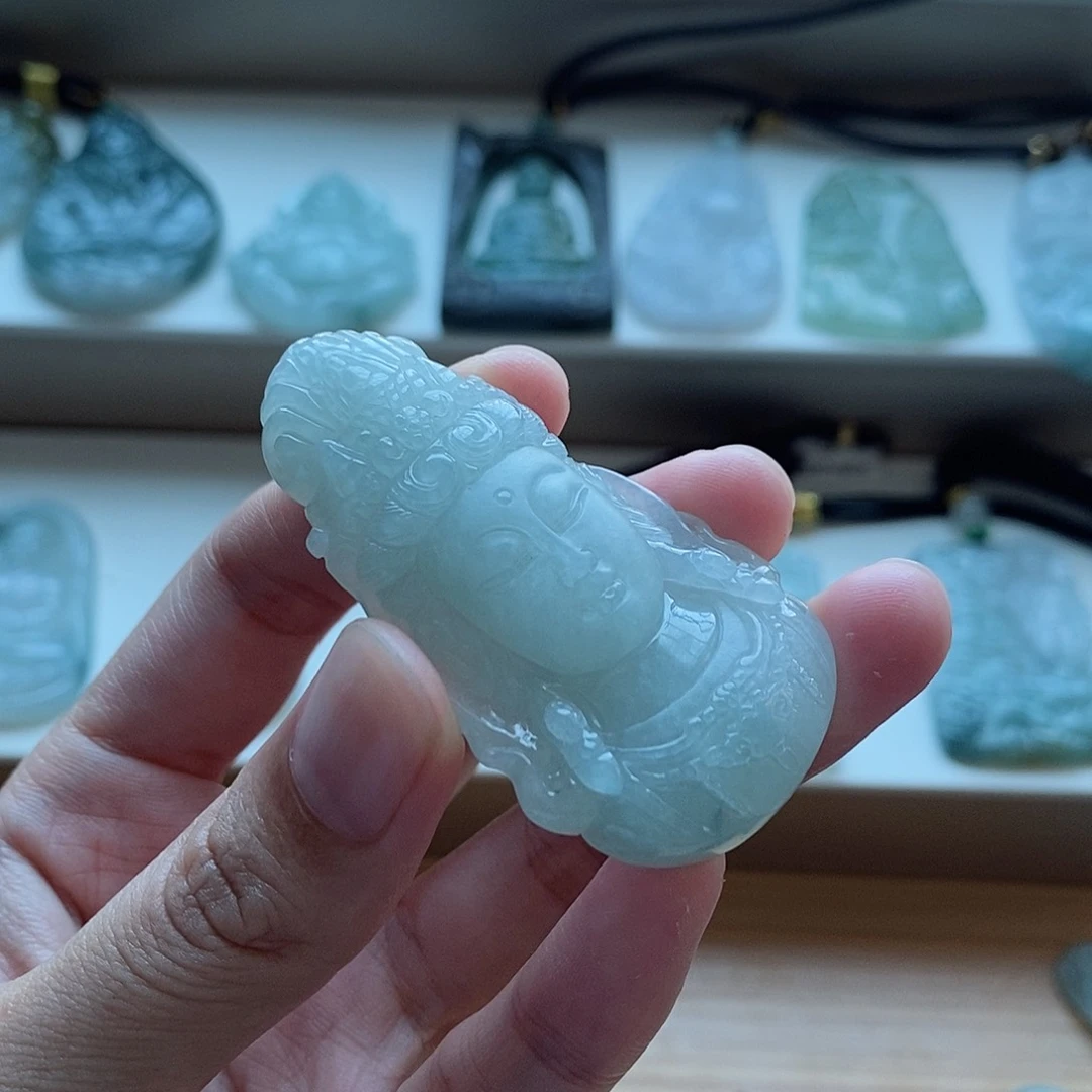 【闪购商品】翡翠未镶嵌颈饰