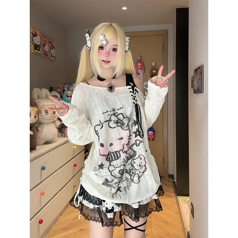 凛可爱 早秋轻亚风卡通斜肩显瘦长袖女宽松百搭显瘦设计感上衣