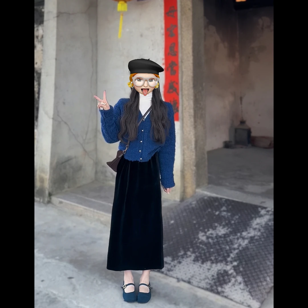 拾一·格林童话金扣开衫毛衣+加绒丝绒裙蓝色