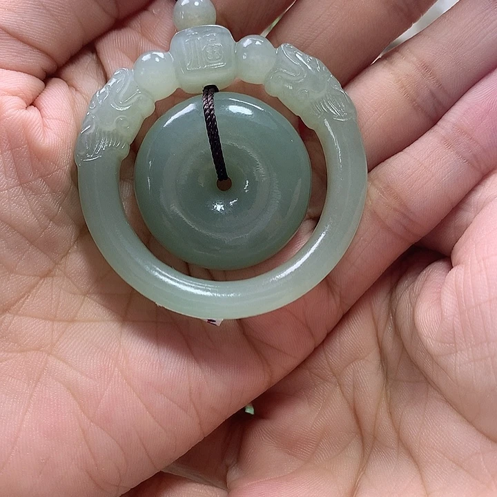 冰***雨颈饰未镶嵌和田玉