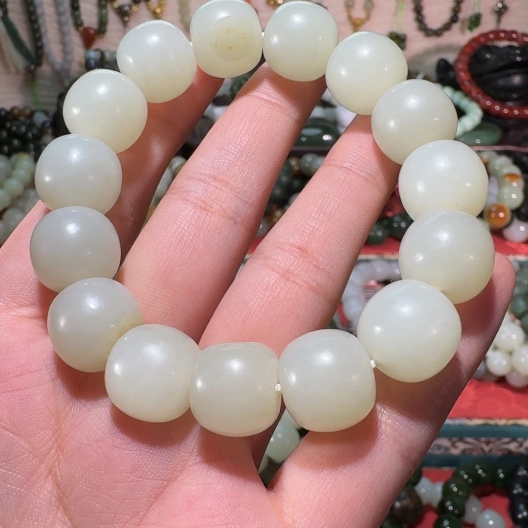 实***聊和田玉未镶嵌手链