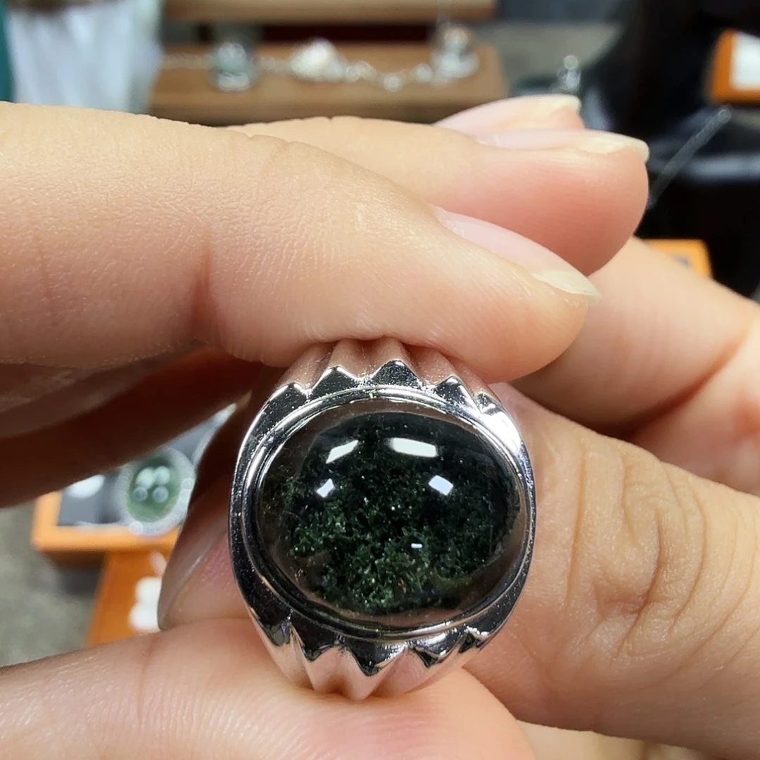 蔓***蔓银S925镶嵌戒指水晶