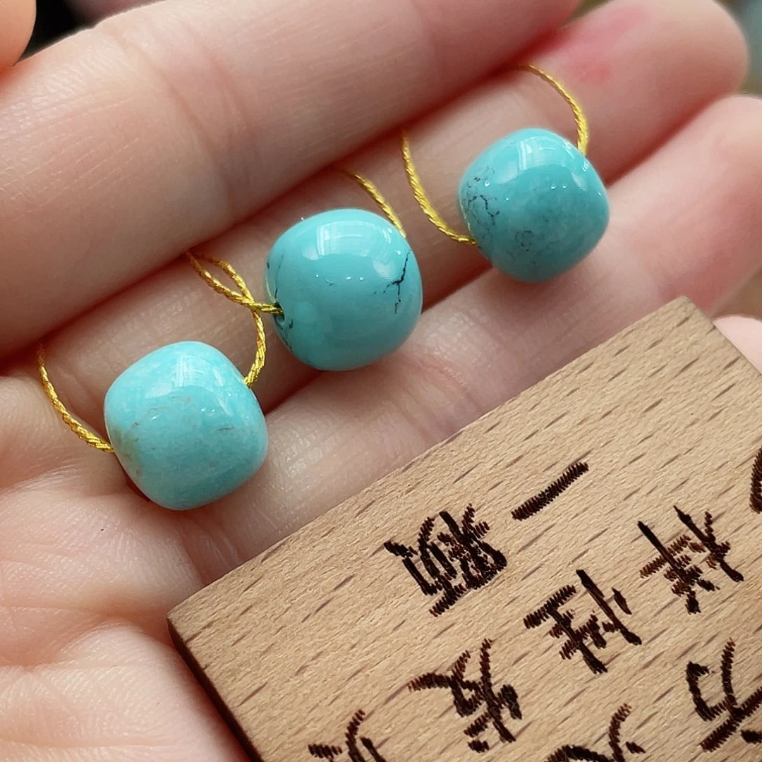 绿松石颈饰未镶嵌