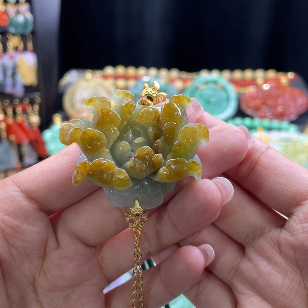 翡翠颈饰未镶嵌代编织