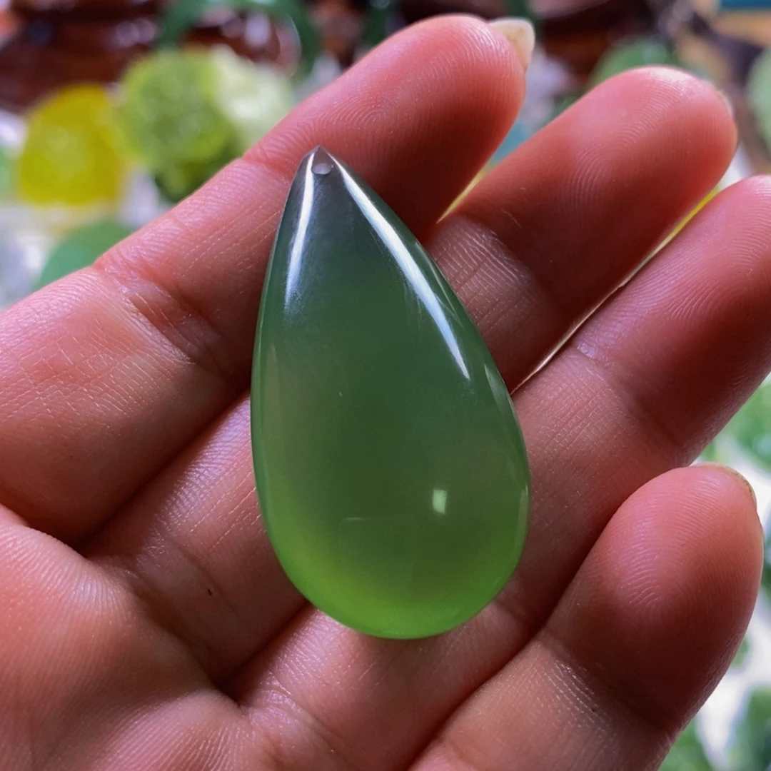 蛇纹石玉颈饰未镶嵌用****9