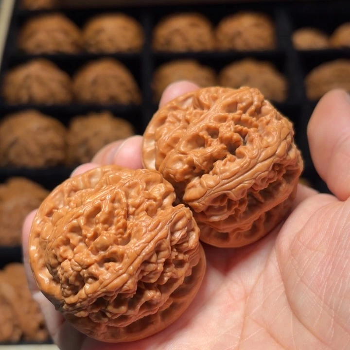 文玩核桃吊坠粗筋7387