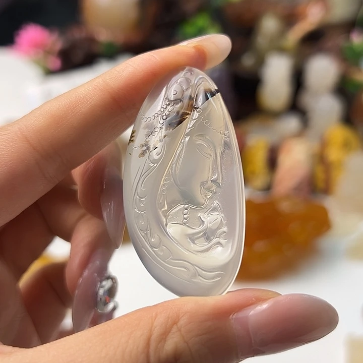 玛瑙/玉髓颈饰未镶嵌