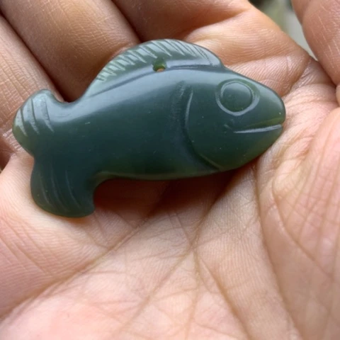 【闪购商品】未镶嵌透闪石质玉挂件