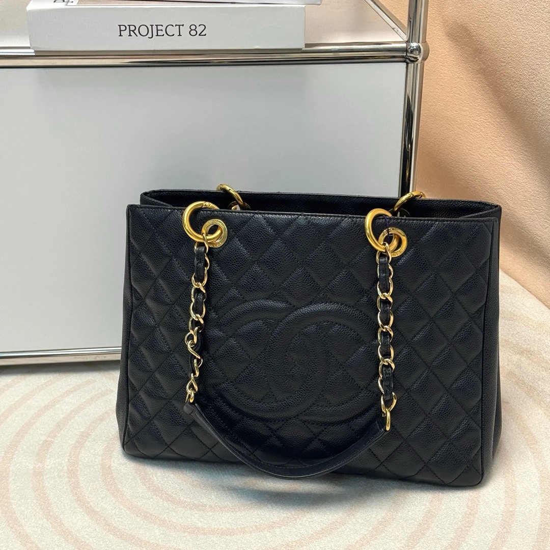 95新 Chanel/香奈儿 黑金 荔枝纹牛皮 GST 托特包/664529605