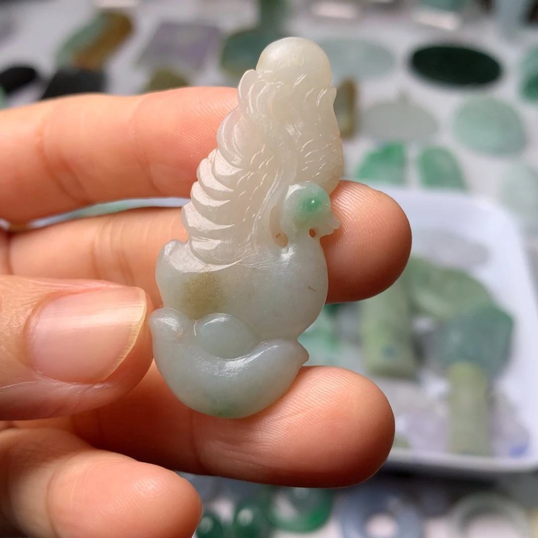 定制翡翠未镶嵌翡翠