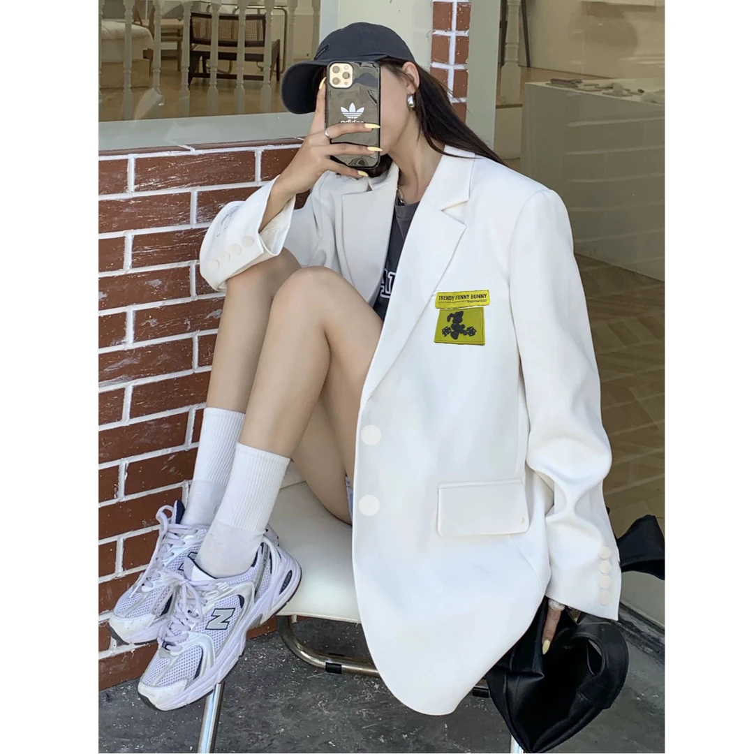 D064-高级设计感小众西装外套女宽松休闲春秋季新款韩版气质西服