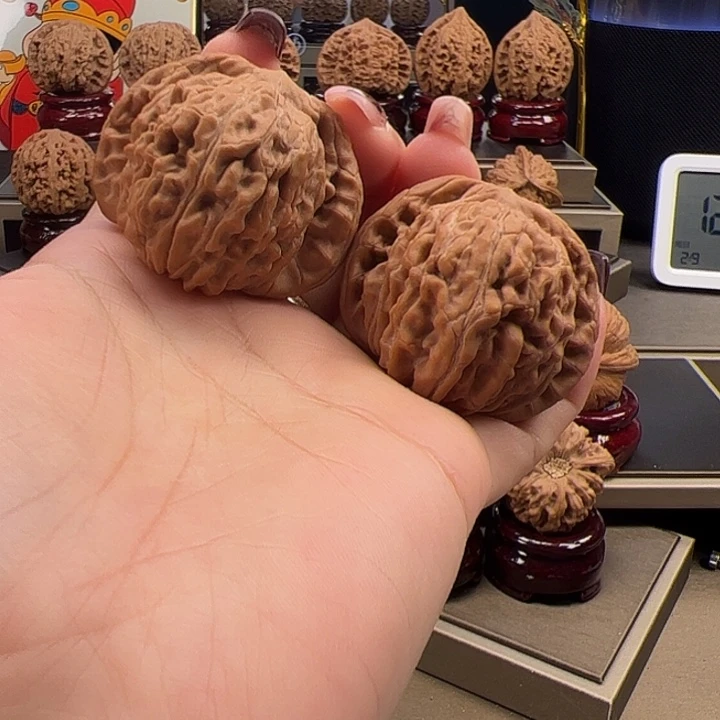 文玩核桃把件43 九山顶 四座楼 c-022