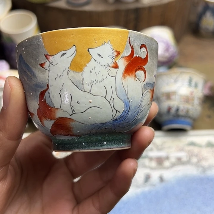 手绘遇见山海九尾红狐