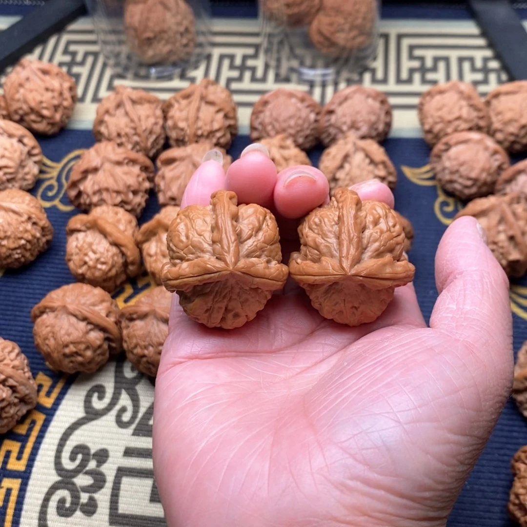 手串/手链橄榄核金字塔38