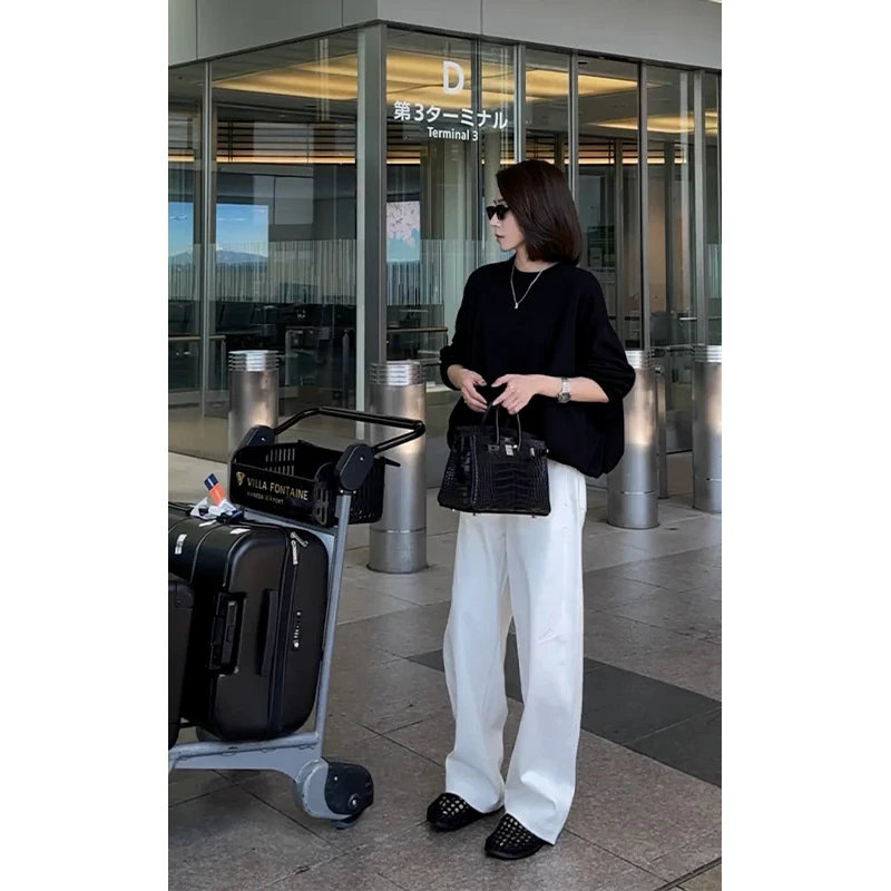 早秋时尚网红穿搭一整套气质减龄宽松长袖上衣休闲裤显瘦两件套