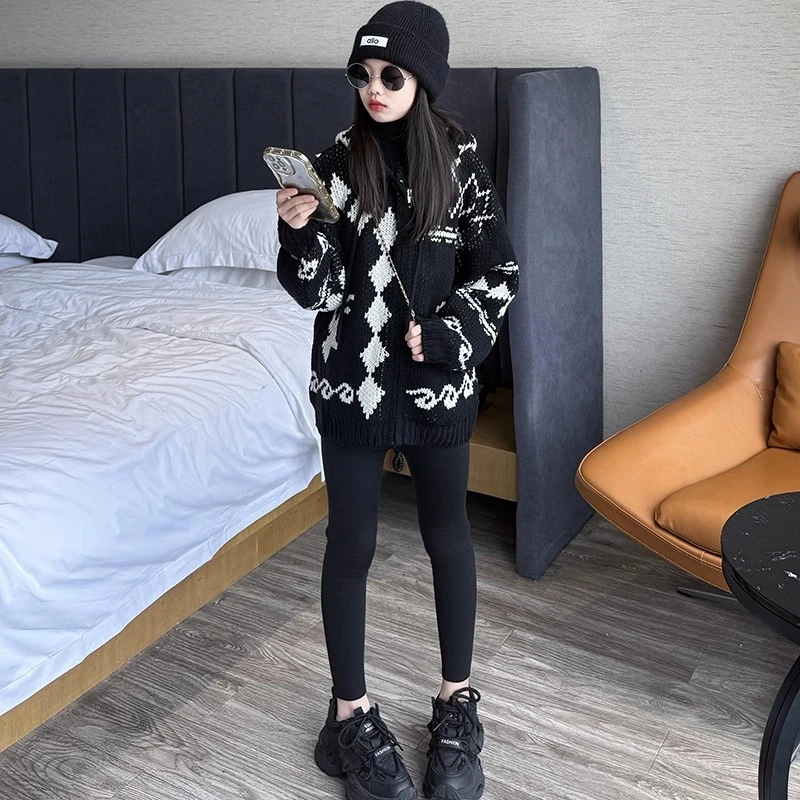 女童慵懒风时髦酷飒连帽毛衣开衫2025新款大儿童加厚秋冬装潮上衣