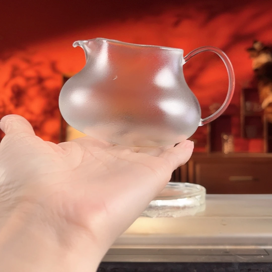 仰***空12588888888555555588