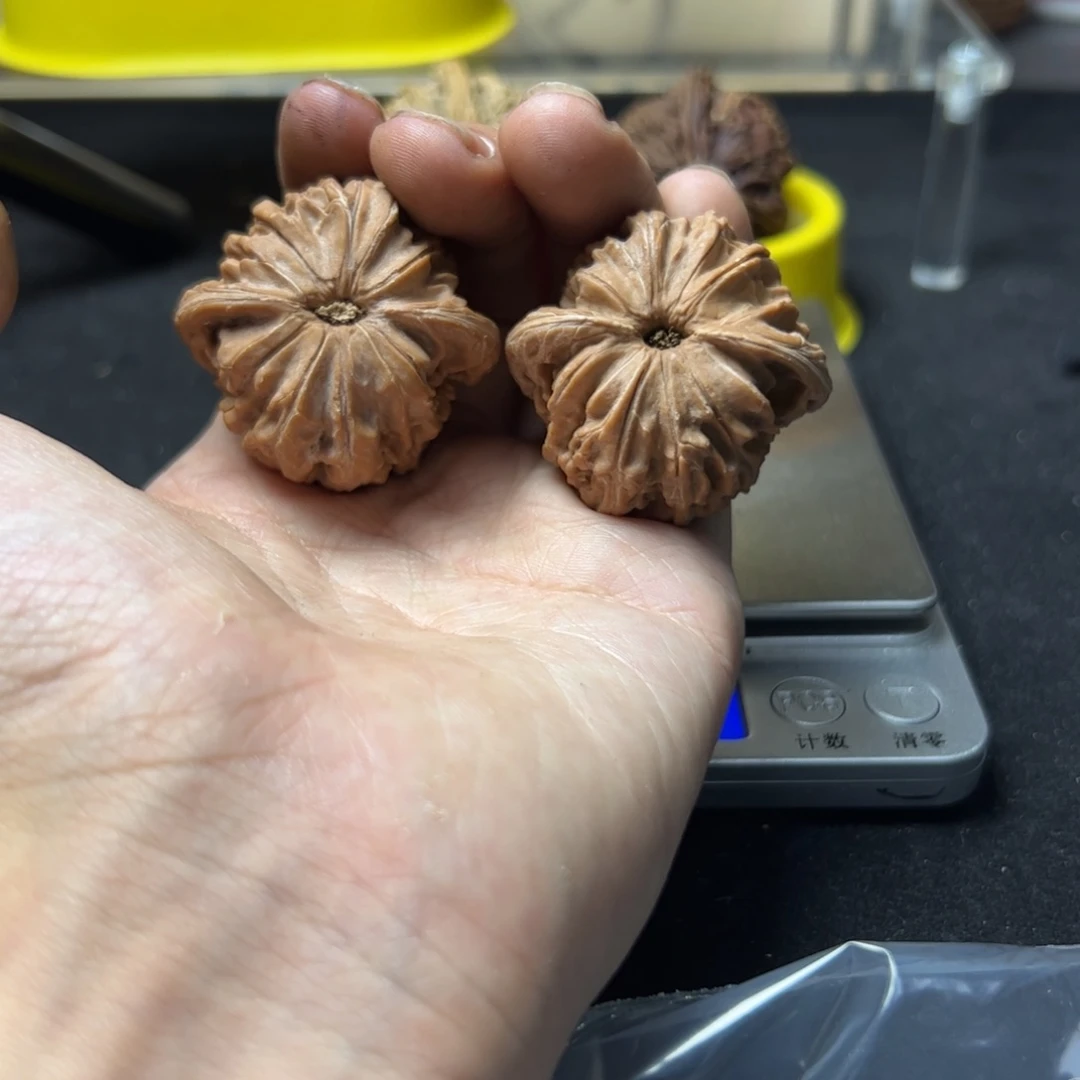 精****）文玩核桃文玩手串