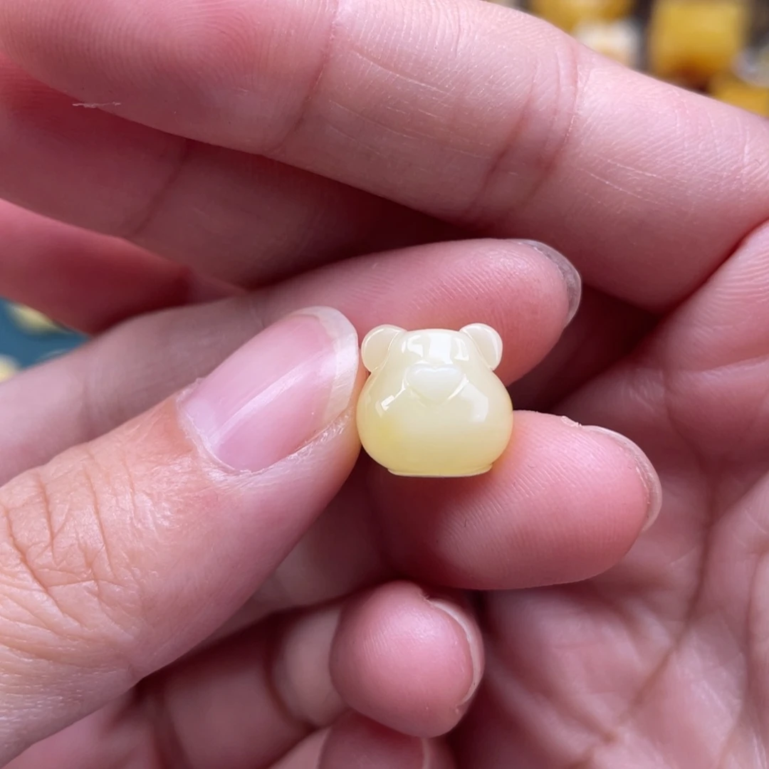 裸石琥珀未镶嵌蜜蜡