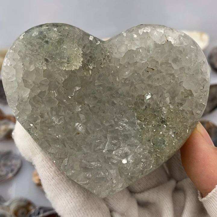 紫晶未镶嵌珠宝半成品