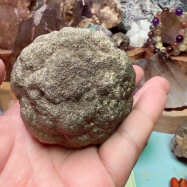 未镶嵌珠宝半成品水晶?****了