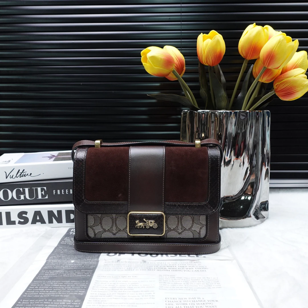 95新 COACH/蔻驰 单肩包/T10162565