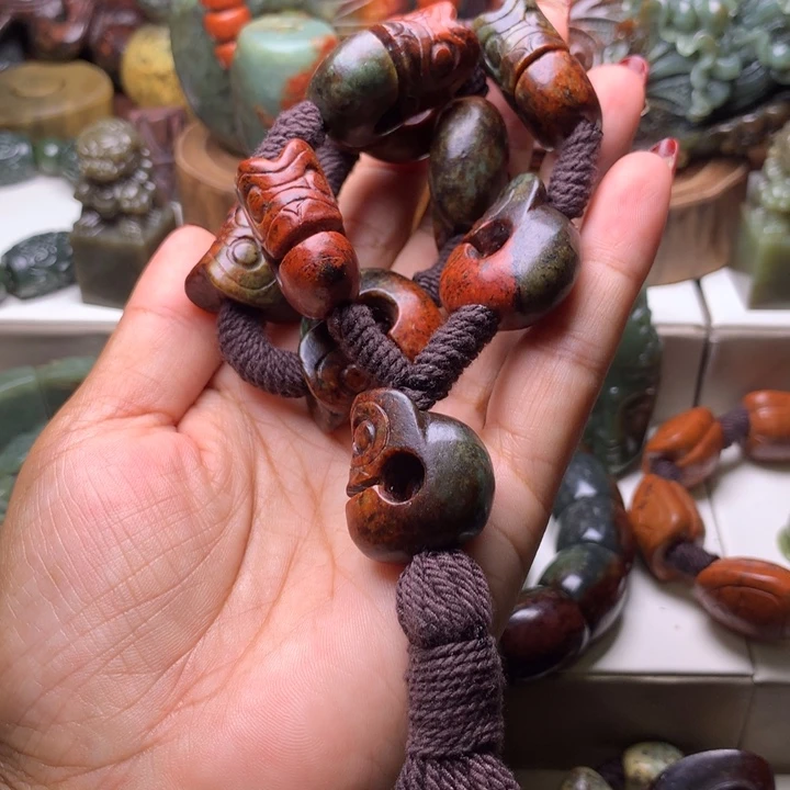 用***6手链未镶嵌岫岩河磨玉（透闪石质玉）