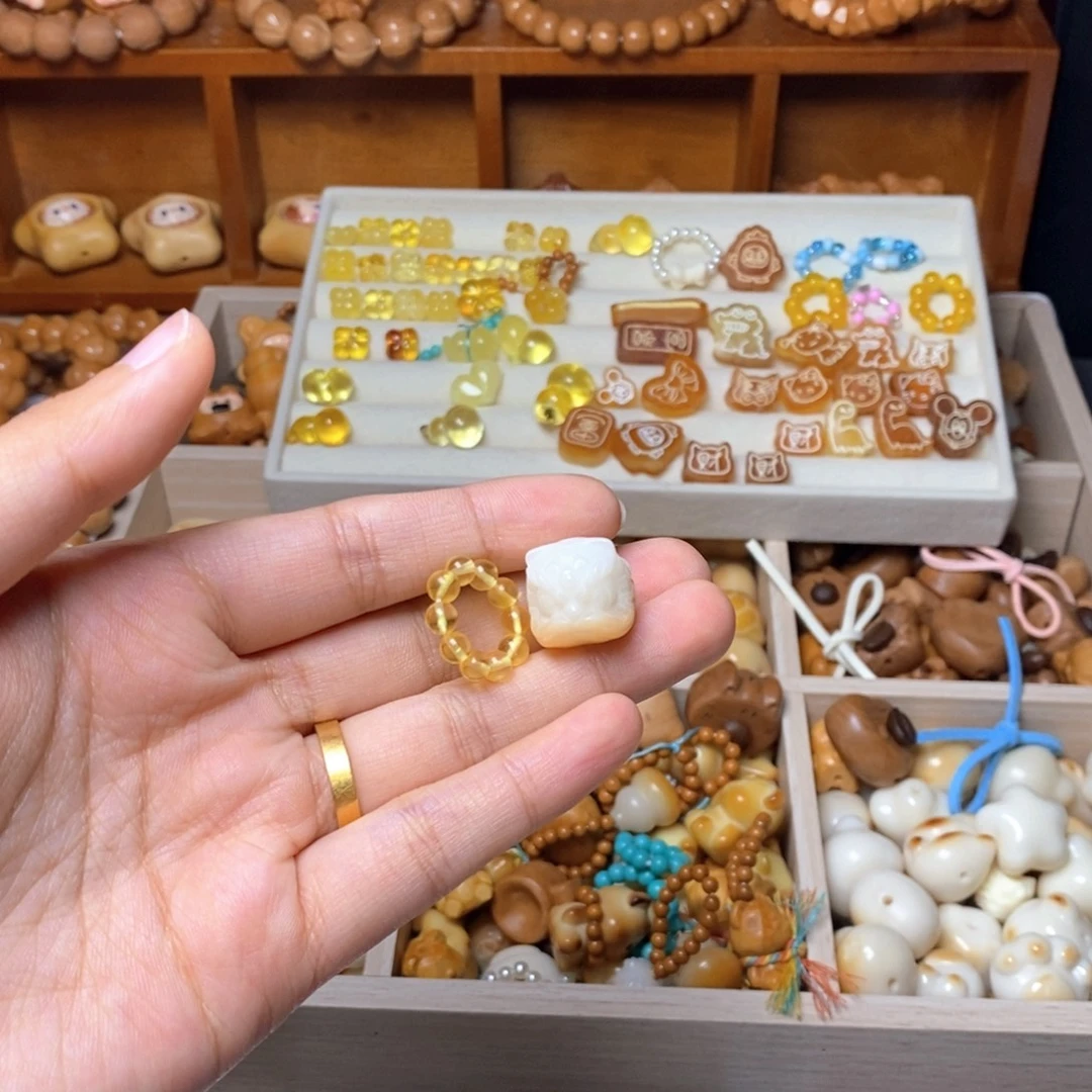 手串猴头核桃蜜卡环，醒狮