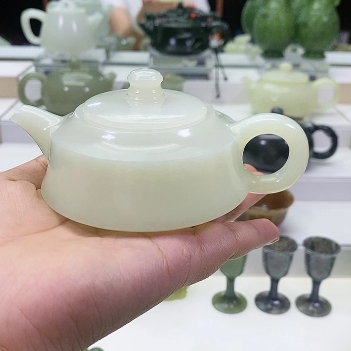 未镶嵌和田玉挂件往**风茶壶