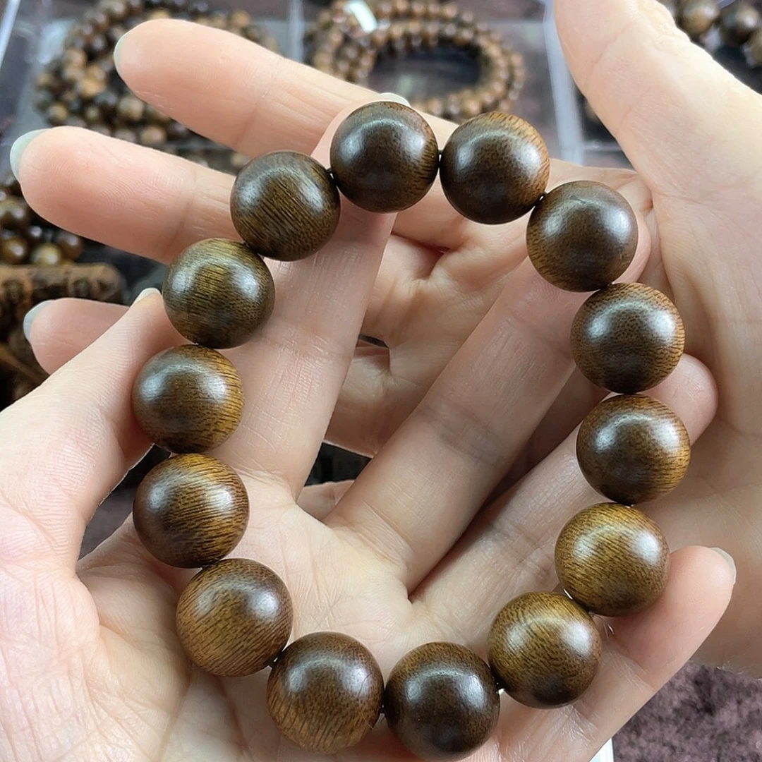 沉香手串久**逢越南芽庄白棋
