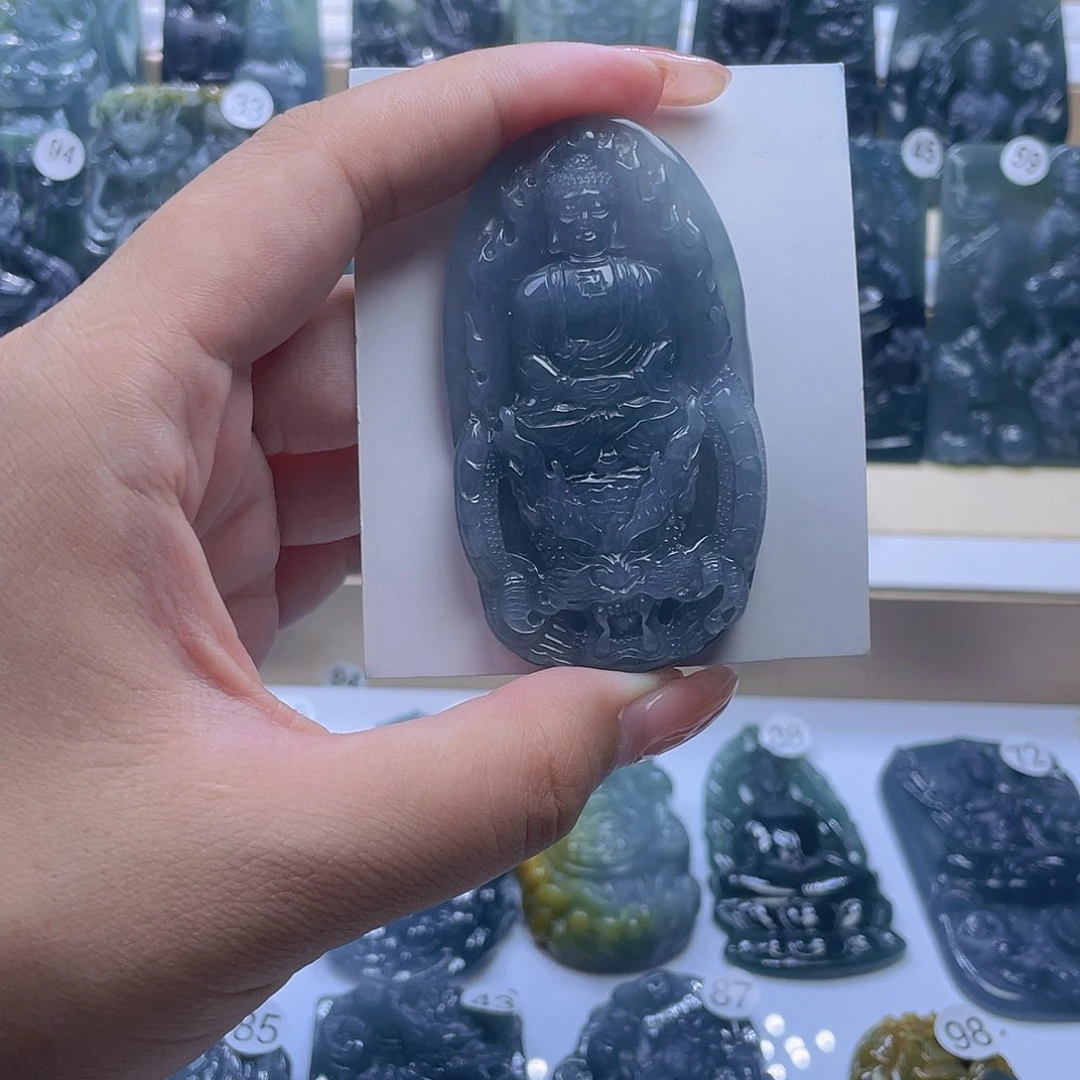 翡翠未镶嵌颈饰翡翠未镶嵌