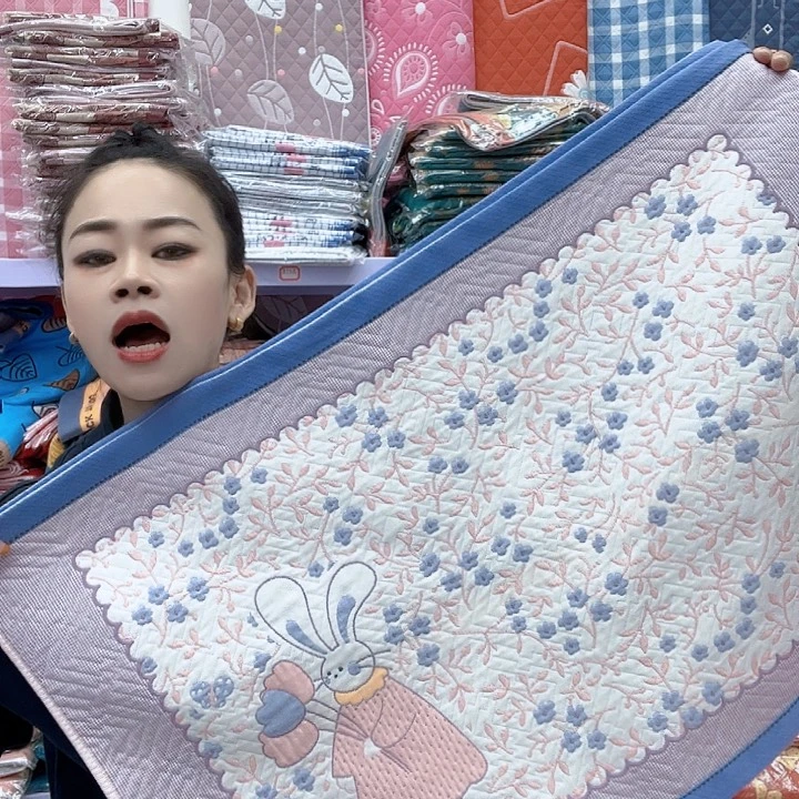 棉蓝色小花兔纯棉