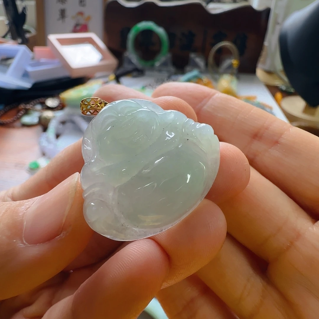 翡翠18K金镶嵌颈饰翡翠199