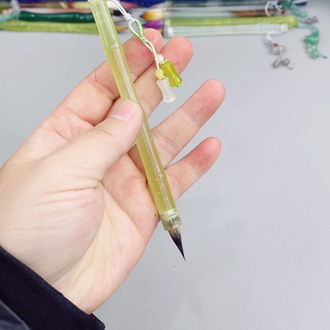 高端孤品毛笔一支，袖玉竹节