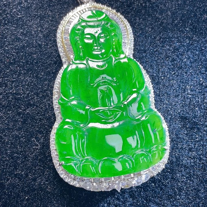 翡翠颈饰未镶嵌39，
