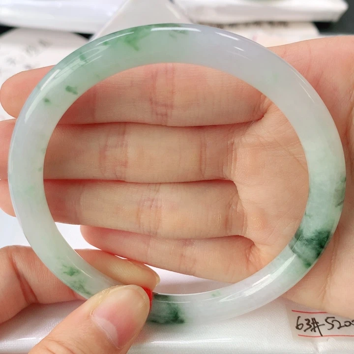 翡翠手镯未镶嵌翡翠手镯63圆