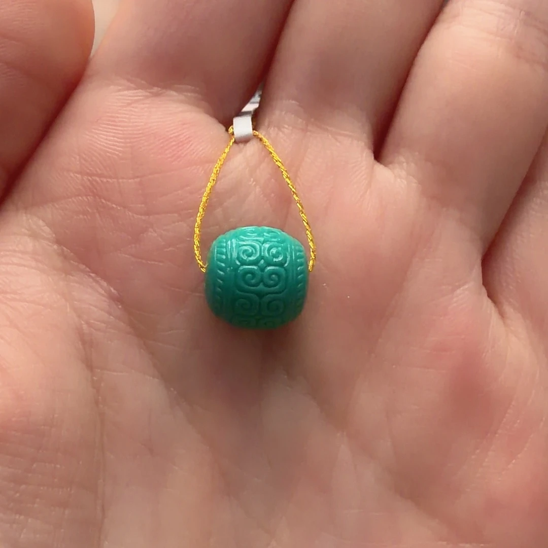 绿松石未镶嵌颈饰