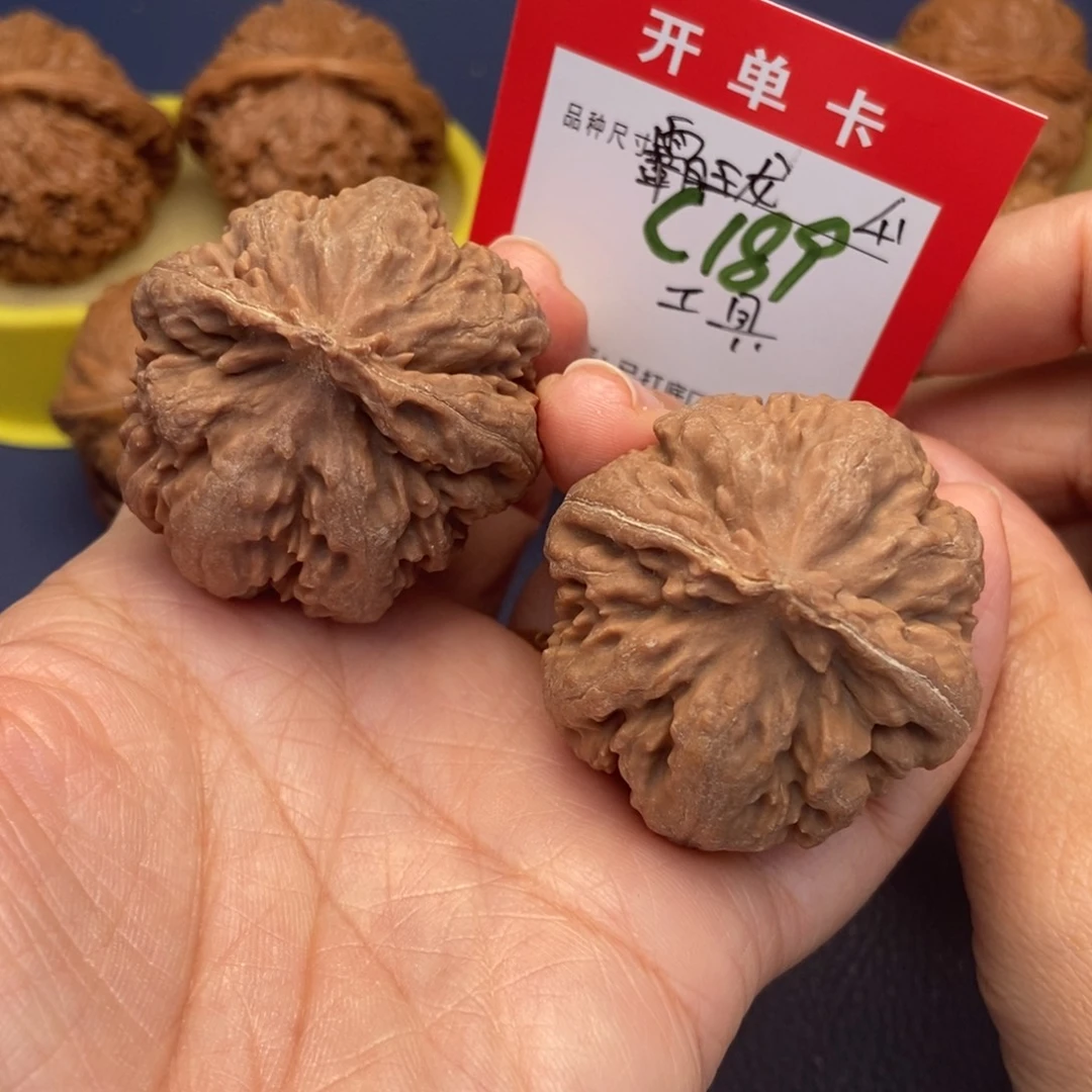 吊坠文玩核桃文玩核桃