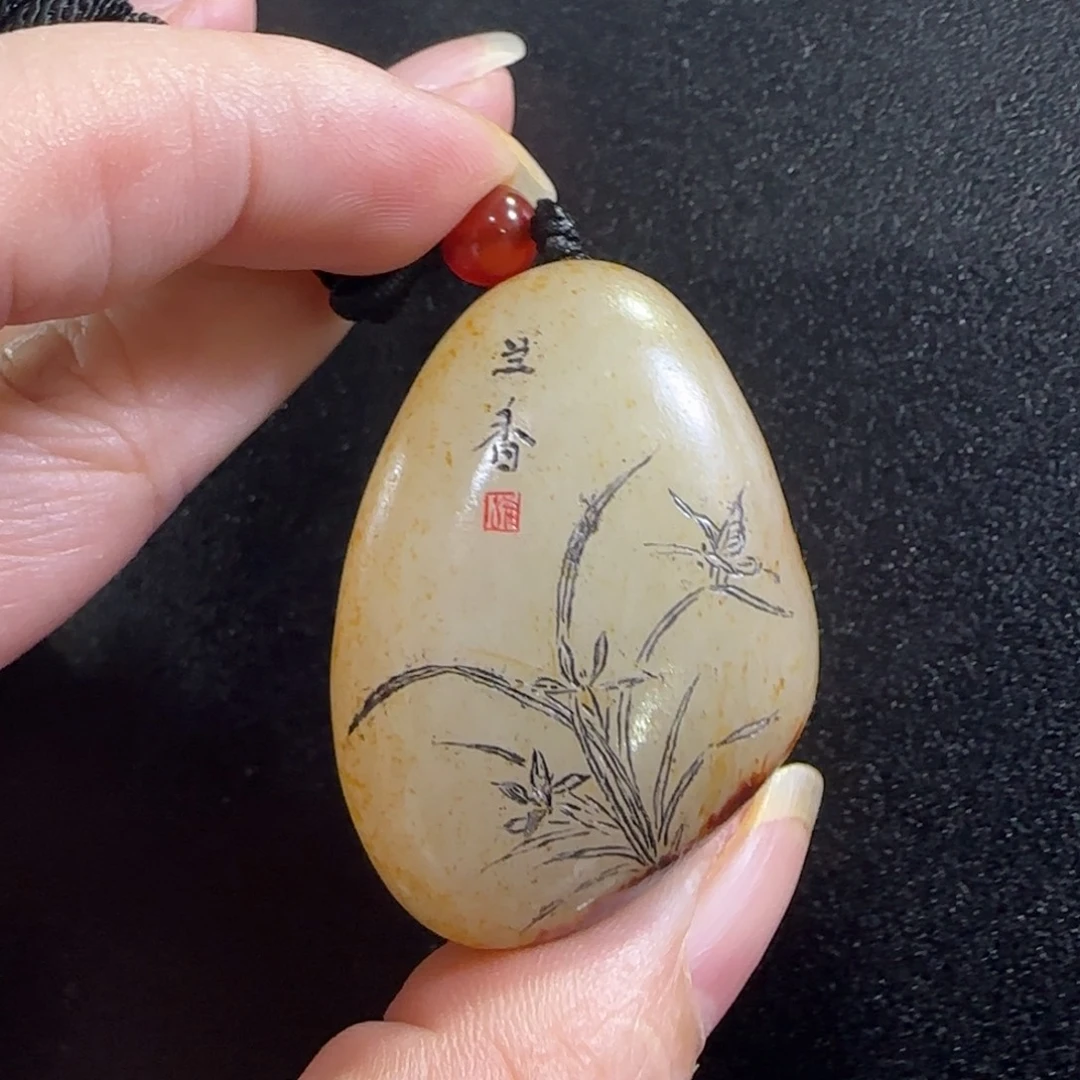 未镶嵌和田玉挂件
