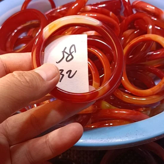 玛瑙/玉髓未镶嵌手镯