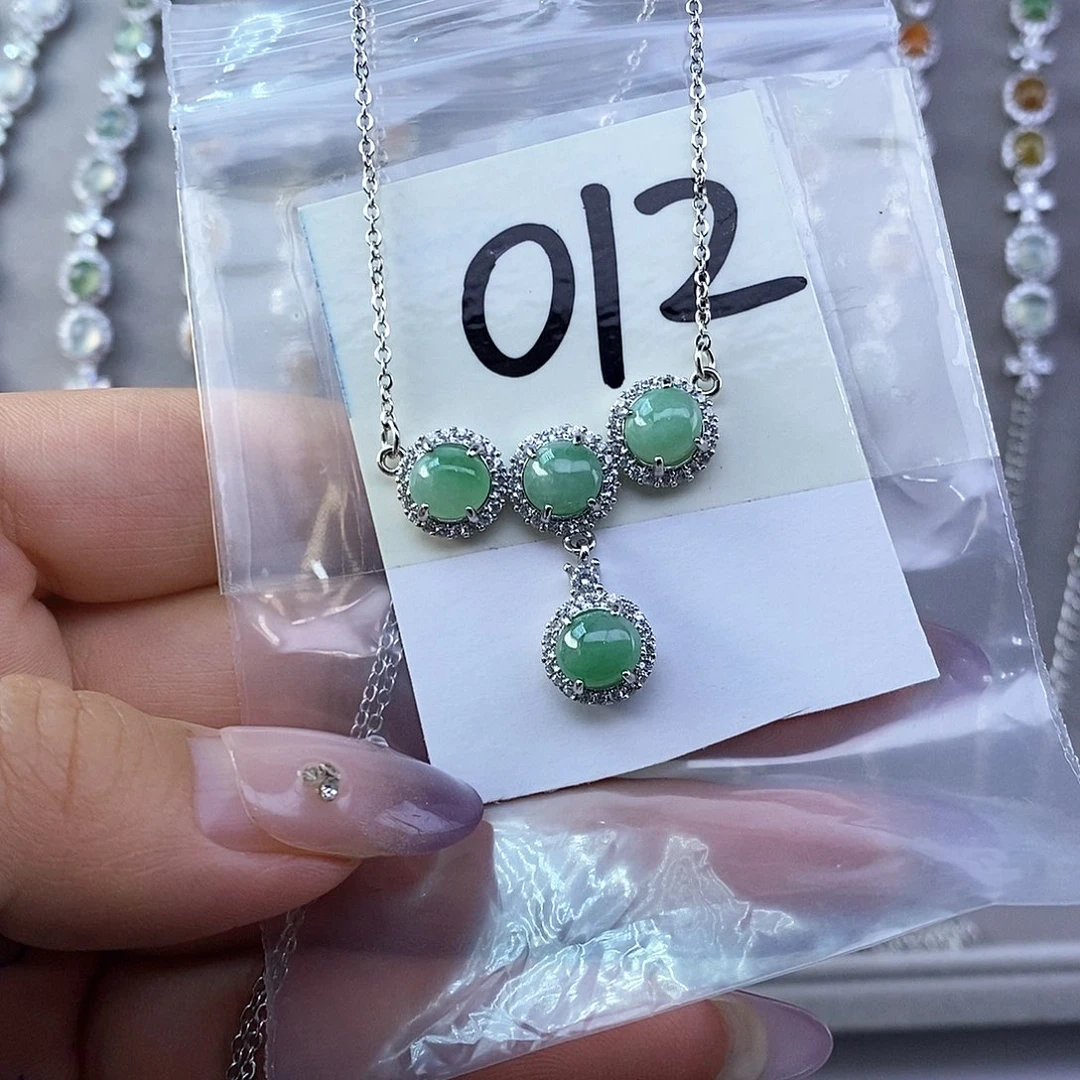 翡翠未镶嵌戒指缅甸