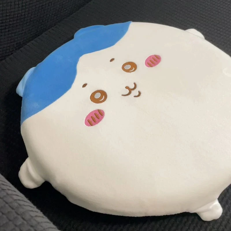 chiikawa坐垫吉伊小八乌萨奇椅子靠垫学生教室办公室久坐防屁股痛