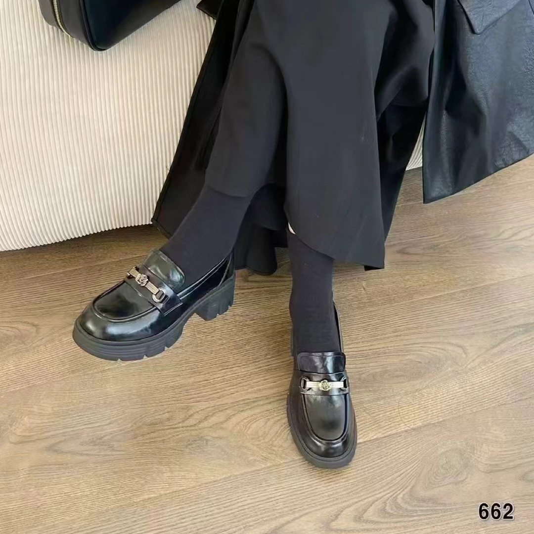 662春秋新款厚底单鞋粗中跟乐福鞋复古浅口工作鞋圆头女鞋