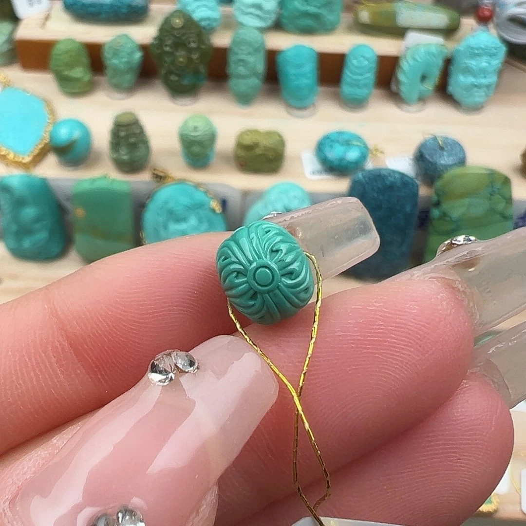绿松石配饰未镶嵌