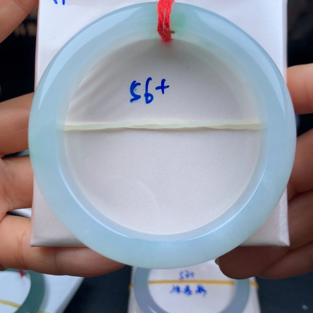 大***闲翡翠未镶嵌手镯超高性价比